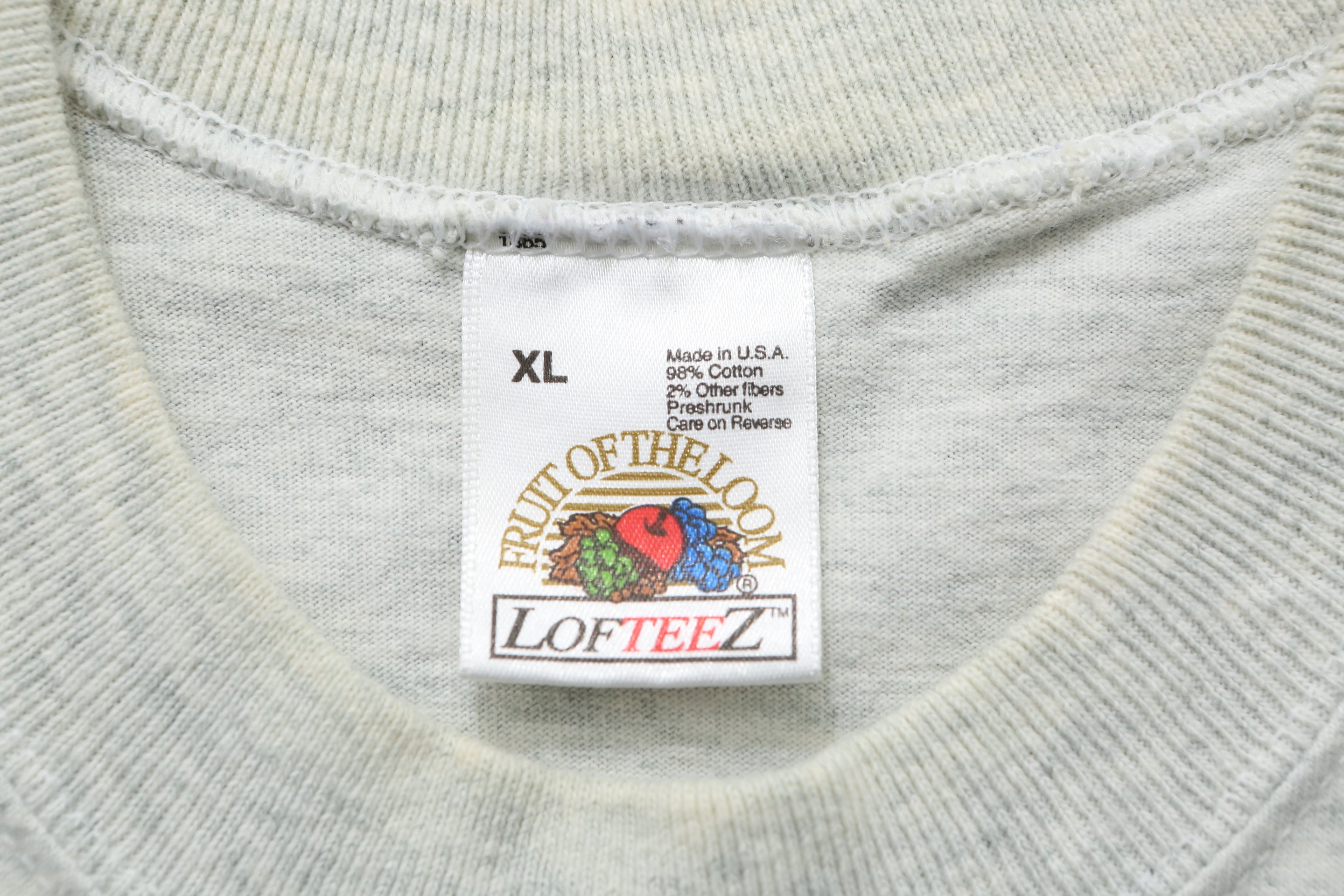 1995 Shaquille O'Neil Shaq Bar T-shirt