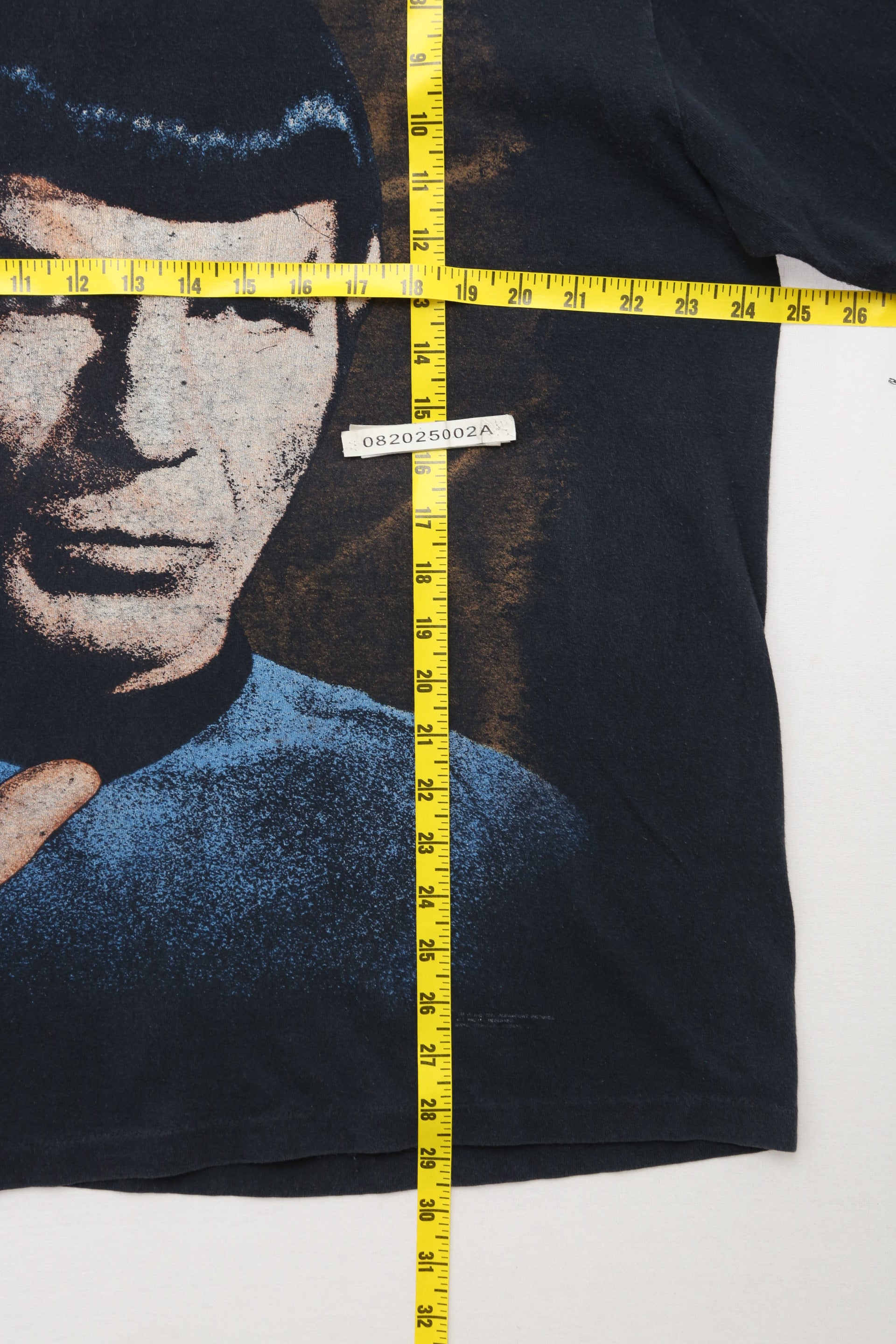 Star Trek Spock Vulcan Salute T-shirt