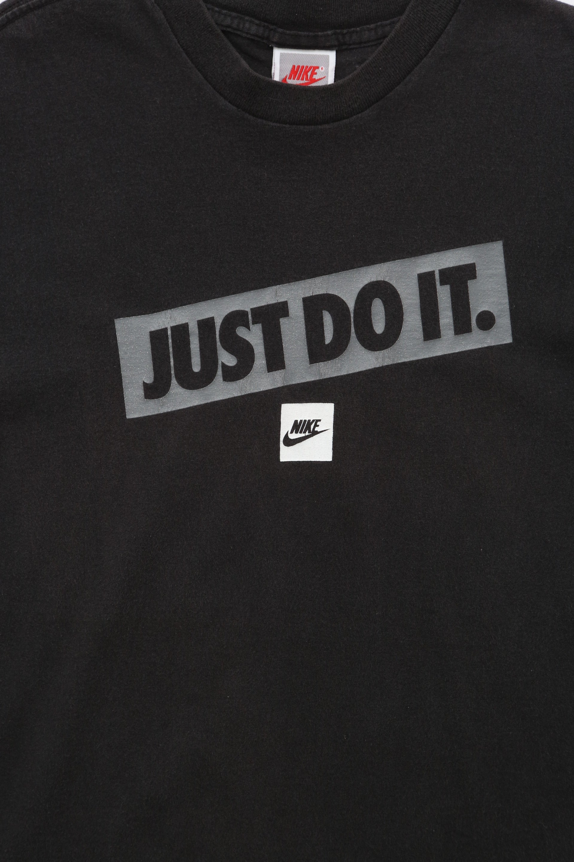 Nike Just Do It Graphic T-shirt