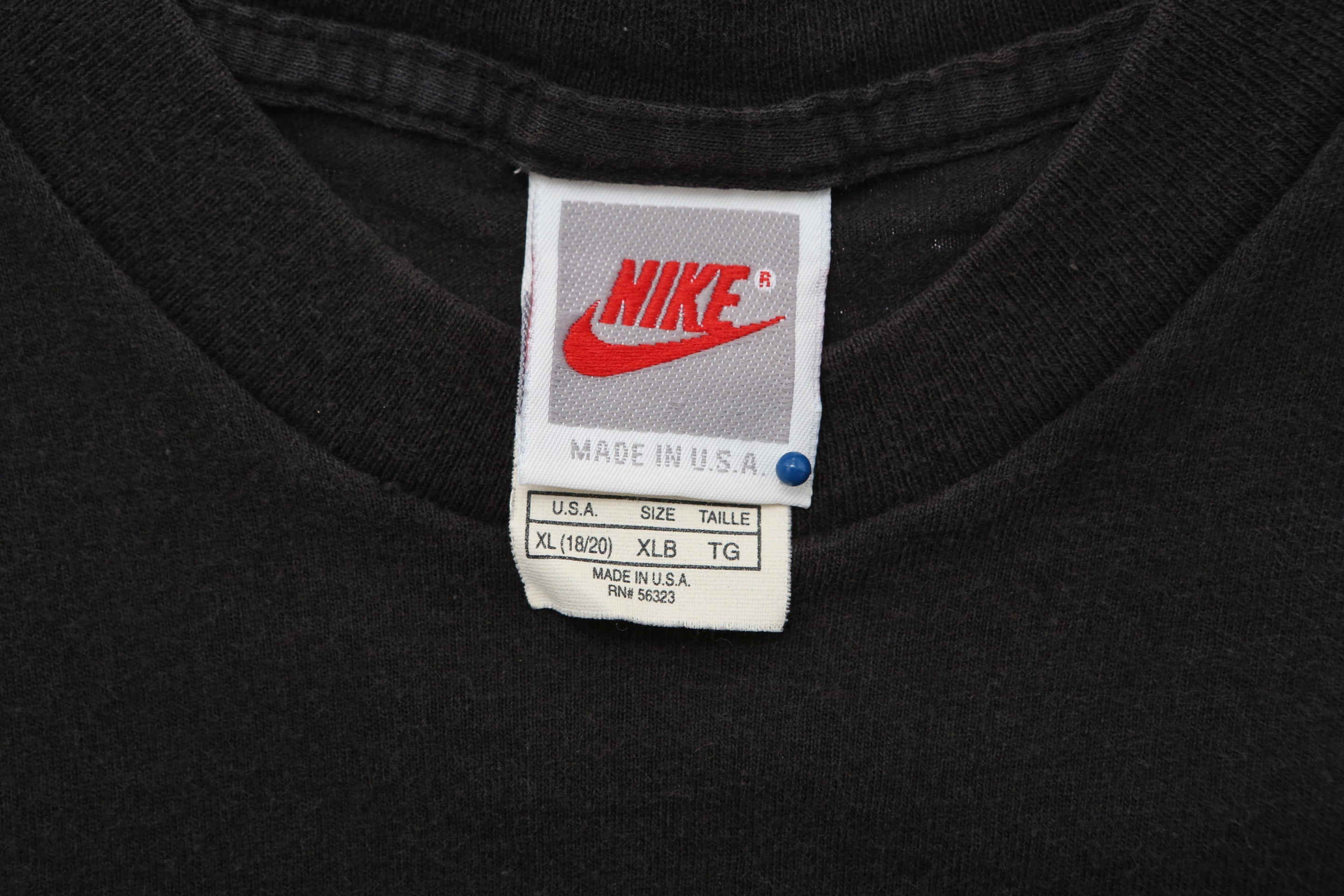 Nike Just Do It Graphic T-shirt