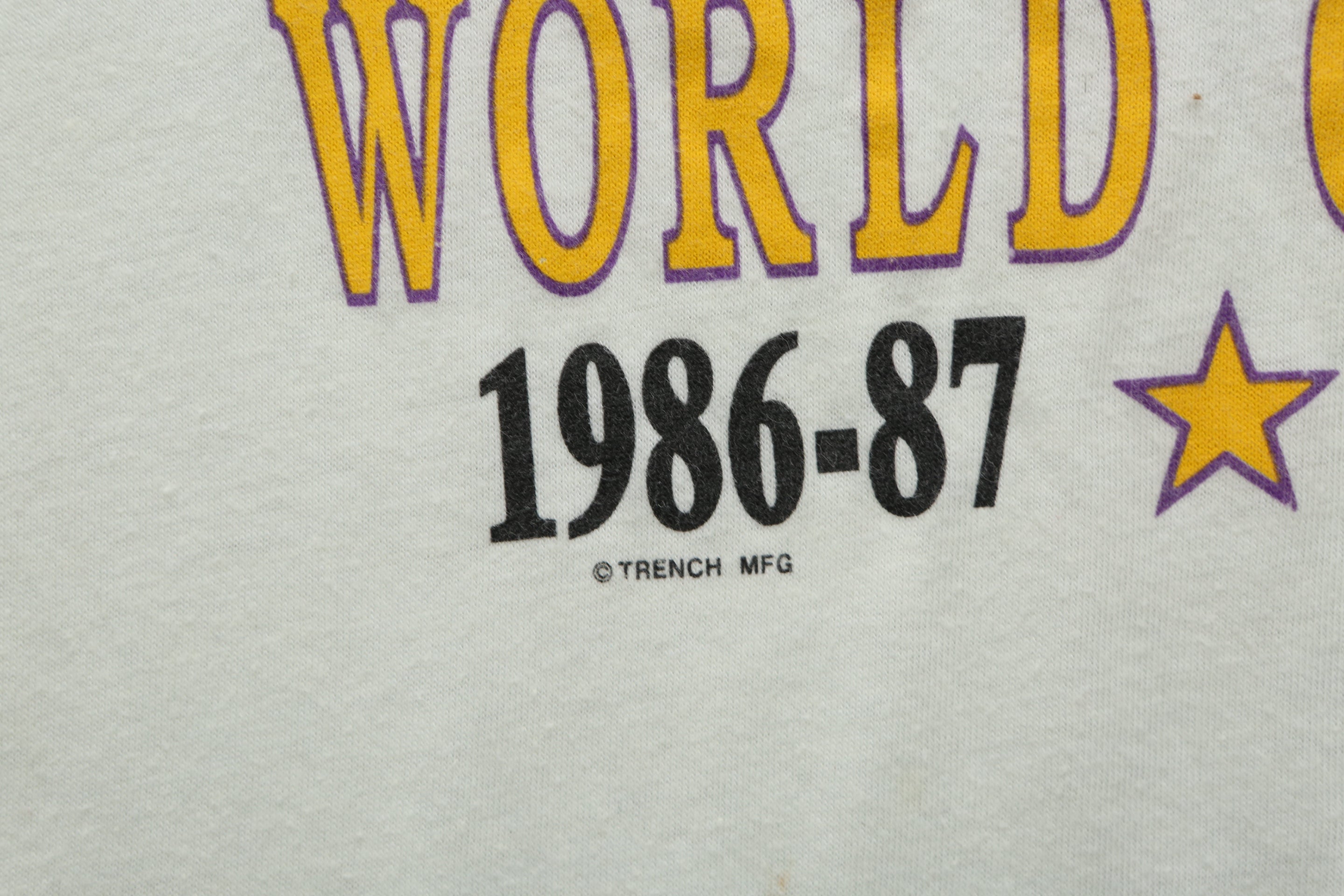 Los Angeles Lakers Back to Back Champions T-shirt