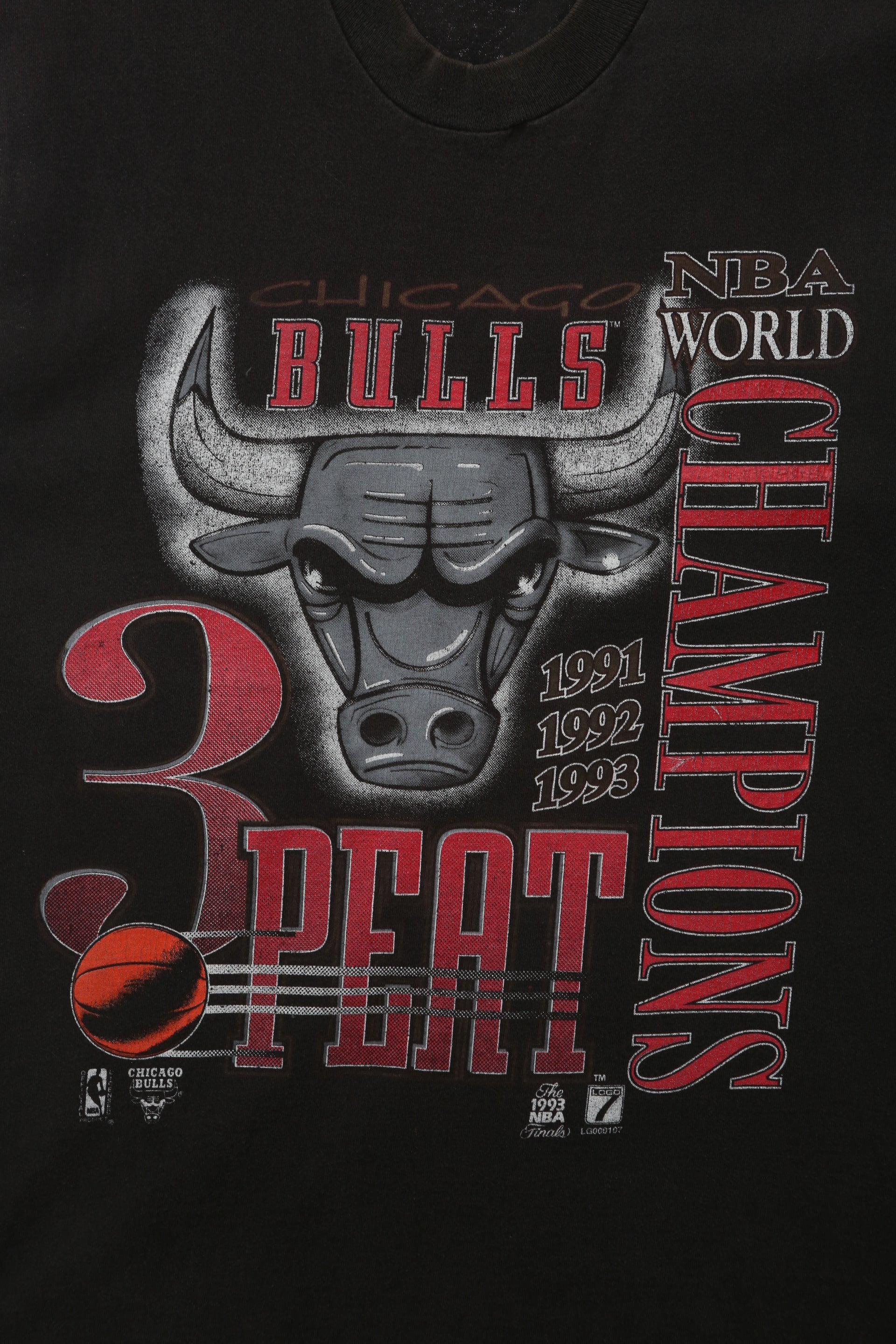 1993 Vintage Chicago Bulls "3-Peat" Championship tank top