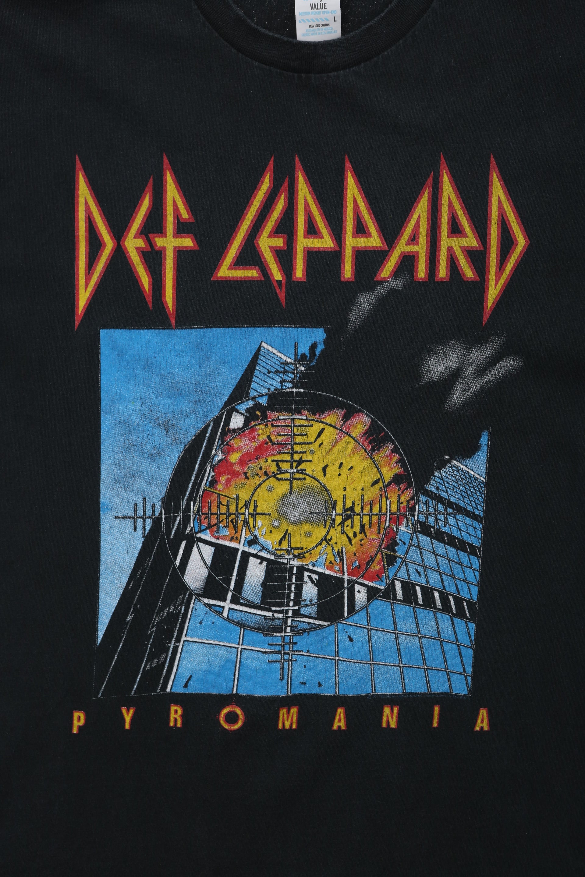 Y2K Def Leppard Pyromania Reprint T-shirt