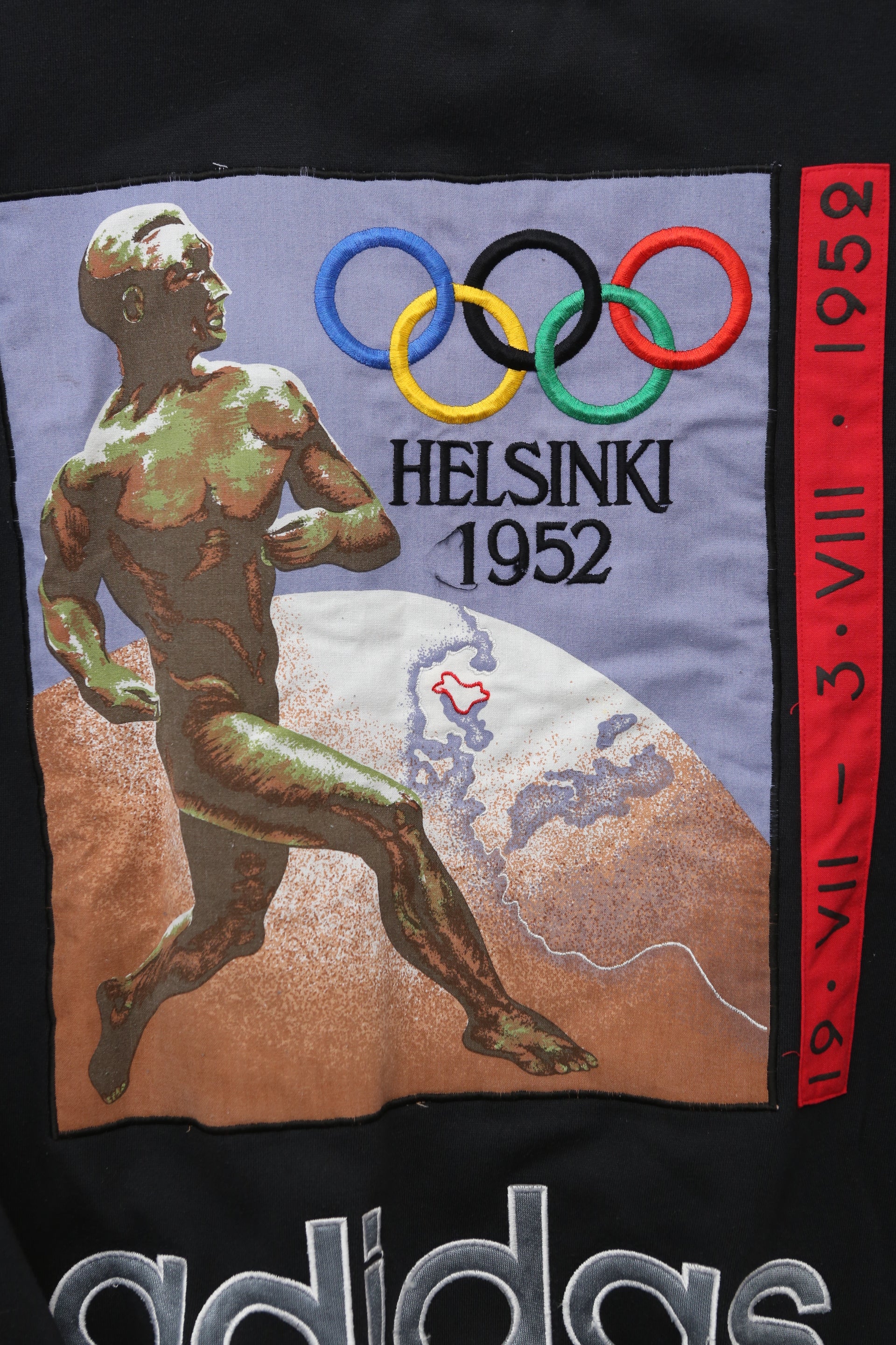 1980's Adidas Olympiad x 1952 Helsinki Summer Games Crewneck